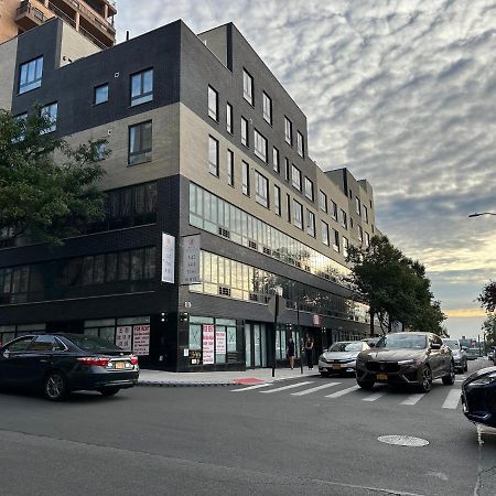 Regal Inn & Suites New York Laguardia Hotel ภายนอก รูปภาพ