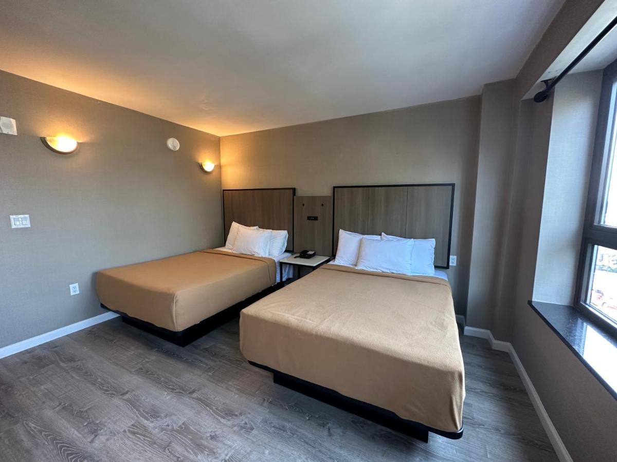 Regal Inn & Suites New York Laguardia Hotel ภายนอก รูปภาพ