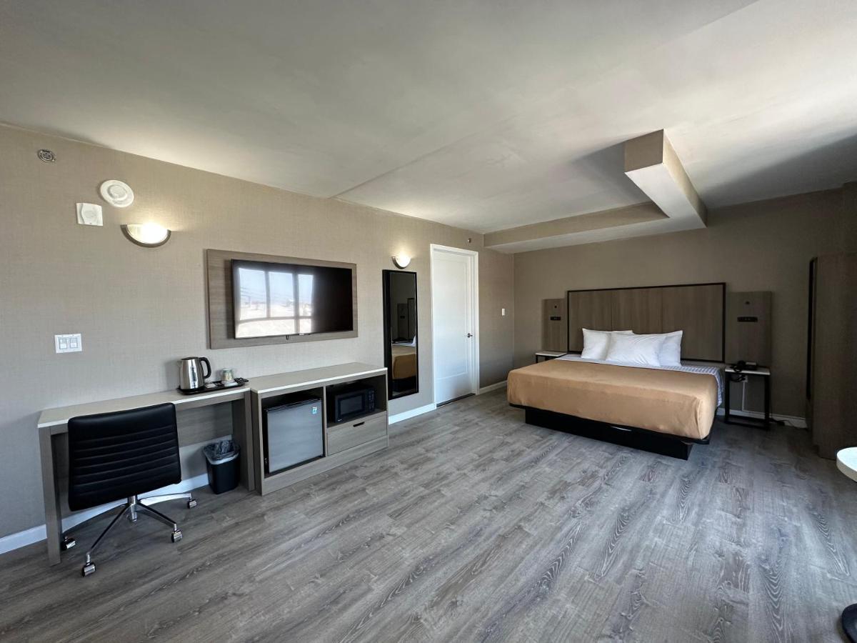 Regal Inn & Suites New York Laguardia Hotel ภายนอก รูปภาพ