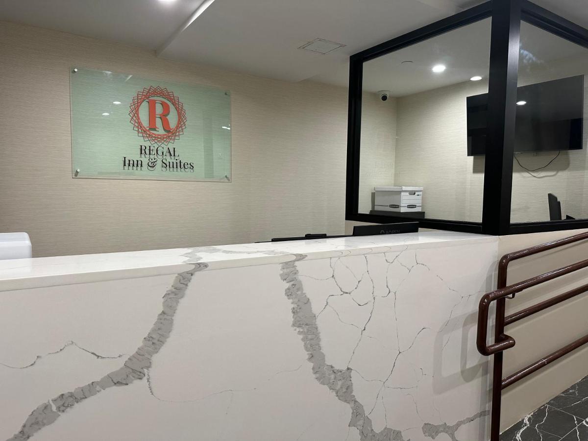 Regal Inn & Suites New York Laguardia Hotel ภายนอก รูปภาพ
