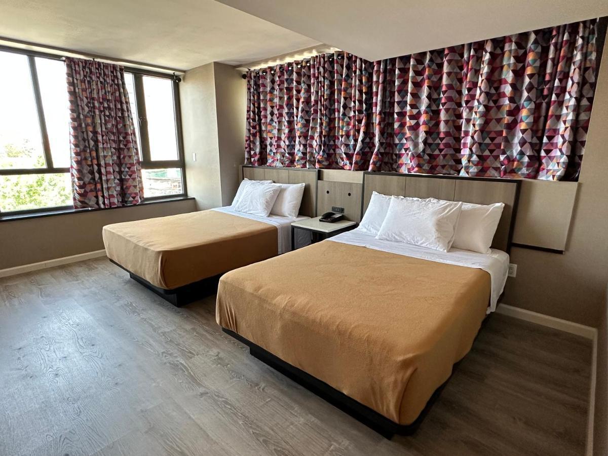 Regal Inn & Suites New York Laguardia Hotel ภายนอก รูปภาพ